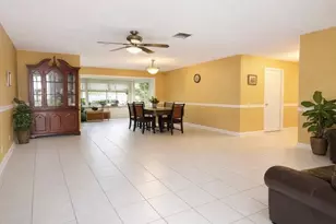 5808 NW 84th Terrace, Tamarac, FL 33321 - Photo 2