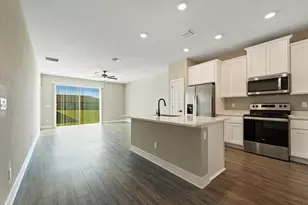 1817 Party Pl, Fort Pierce, FL 34947 - Photo 12