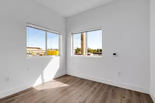 2130 NW 37th St, Miami, FL 33142 - Photo 8