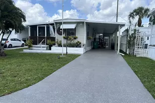 8661 SW 18th Pl, Davie, FL 33324 - Photo 1