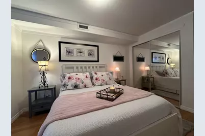 8661 SW 18th Place, Davie, FL 33324 - Photo 16