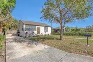731 50th St, West Palm Beach, FL 33407 - Photo 28