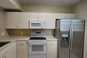 1063 Golden Lakes Blvd, West Palm Beach, FL 33411 - Photo 4