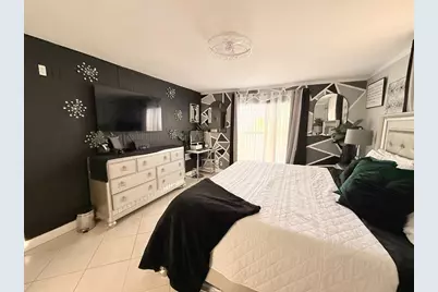 10088 Boynton Place Circle, Boynton Beach, FL 33437 - Photo 14