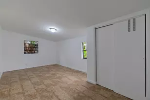 904 SE 16th St, Stuart, FL 34994 - Photo 18