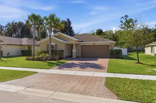 888 Bent Creek Dr, Fort Pierce, FL 34947 - Photo 2