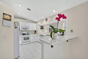 2453 Stonegate Dr, Wellington, FL 33414 - Photo 6