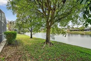 2453 Stonegate Dr, Wellington, FL 33414 - Photo 18