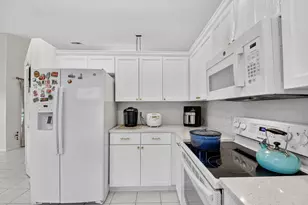 2453 Stonegate Dr, Wellington, FL 33414 - Photo 8