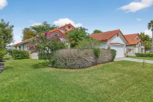2453 Stonegate Dr, Wellington, FL 33414 - Photo 36