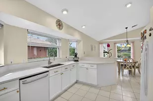 2453 Stonegate Dr, Wellington, FL 33414 - Photo 10