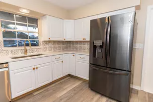 1905 Colonial Rd, Fort Pierce, FL 34950 - Photo 2