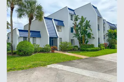 4541 Luxemburg Court, Greenacres, FL 33467 - Photo 2