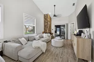 3807 Collinwood Ln, West Palm Beach, FL 33406 - Photo 10