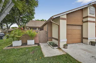 3807 Collinwood Ln, West Palm Beach, FL 33406 - Photo 2