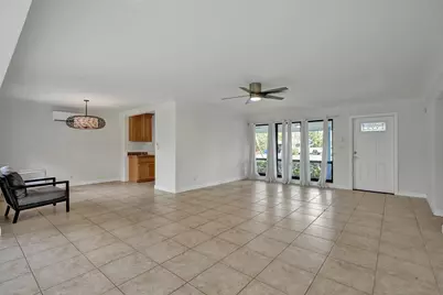 2674 NE 8th Court, Pompano Beach, FL 33062 - Photo 16