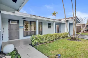 2674 NE 8th Ct, Pompano Beach, FL 33062 - Photo 2