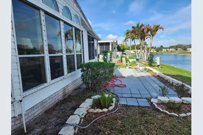 8518 Leadtree Court, Port Saint Lucie, FL 34952 - Photo 4