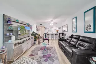 9480 Poinciana Pl, Davie, FL 33324 - Photo 18