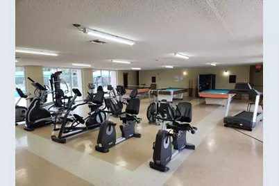 711 Lori Drive, Palm Springs, FL 33461 - Photo 32