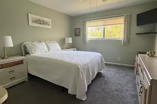 725 Lori Dr, Palm Springs, FL 33461 - Photo 2