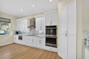 9599 Campi Dr, Lake Worth, FL 33467 - Photo 8