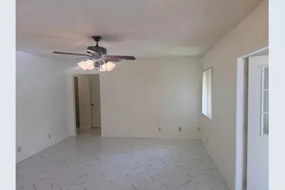 211 Pine Hov Circle #D-2, Greenacres, FL 33463 - Photo 6