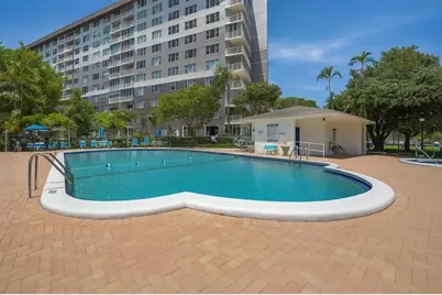 3850 Washington Street #1003, Hollywood, FL 33021 - Photo 2