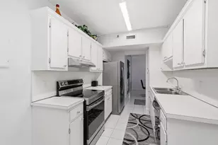 3850 Washington St, Hollywood, FL 33021 - Photo 12