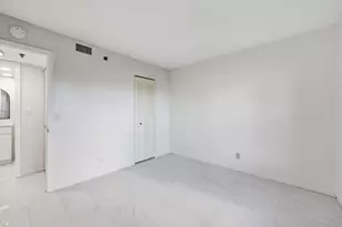 4700 Lucerne Lakes Blvd W, Greenacres, FL 33467 - Photo 20