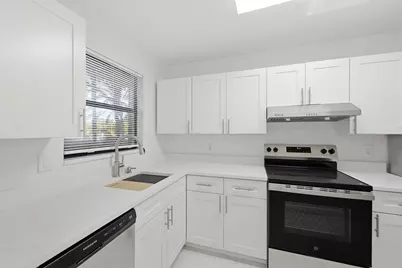 4700 Lucerne Lakes Boulevard W #103, Greenacres, FL 33467 - Photo 10