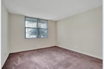 1009 N Ocean Boulevard #112, Pompano Beach, FL 33062 - Photo 16