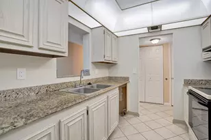 1009 N Ocean Blvd, Pompano Beach, FL 33062 - Photo 8