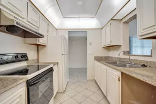 1009 N Ocean Blvd, Pompano Beach, FL 33062 - Photo 8