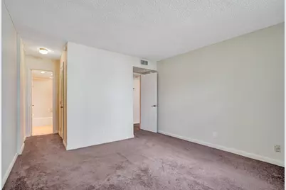 1009 N Ocean Boulevard #112, Pompano Beach, FL 33062 - Photo 14