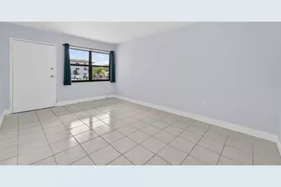 1335 W 68th Street #208, Hialeah, FL 33014 - Photo 10