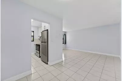 1335 W 68th Street #208, Hialeah, FL 33014 - Photo 4