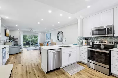 200 E Royal Palm Road, Boca Raton, FL 33432 - Photo 10