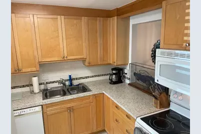 307 Lake Evelyn Drive, West Palm Beach, FL 33411 - Photo 6