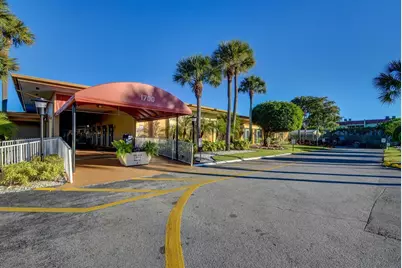 307 Lake Evelyn Drive, West Palm Beach, FL 33411 - Photo 48