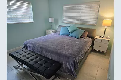 307 Lake Evelyn Drive, West Palm Beach, FL 33411 - Photo 20