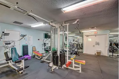 307 Lake Evelyn Drive, West Palm Beach, FL 33411 - Photo 54