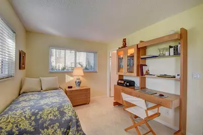 307 Lake Evelyn Drive, West Palm Beach, FL 33411 - Photo 32