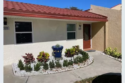 307 Lake Evelyn Drive, West Palm Beach, FL 33411 - Photo 1