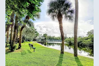 1827 NE 15th Avenue NE #1827, Fort Lauderdale, FL 33305 - Photo 6