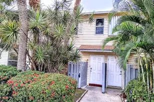 1827 NE 15th Ave NE, Fort Lauderdale, FL 33305 - Photo 2