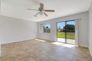 1506 Wharf Ln, Greenacres, FL 33463 - Photo 10