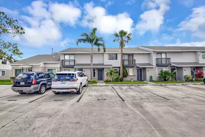 1506 Wharf Lane, Greenacres, FL 33463 - Photo 4