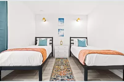 565 Lilac Court, West Palm Beach, FL 33407 - Photo 14