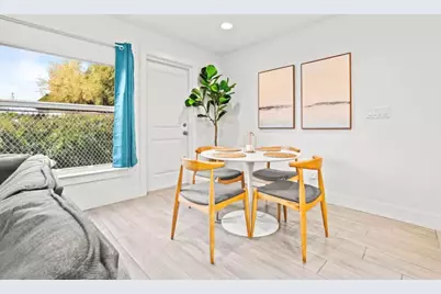 565 Lilac Court, West Palm Beach, FL 33407 - Photo 8